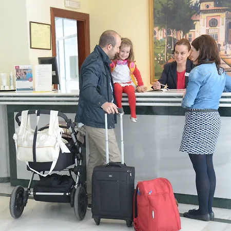 Otel Castilla Termal 4*