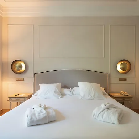 Hotell Castilla Termal Solares